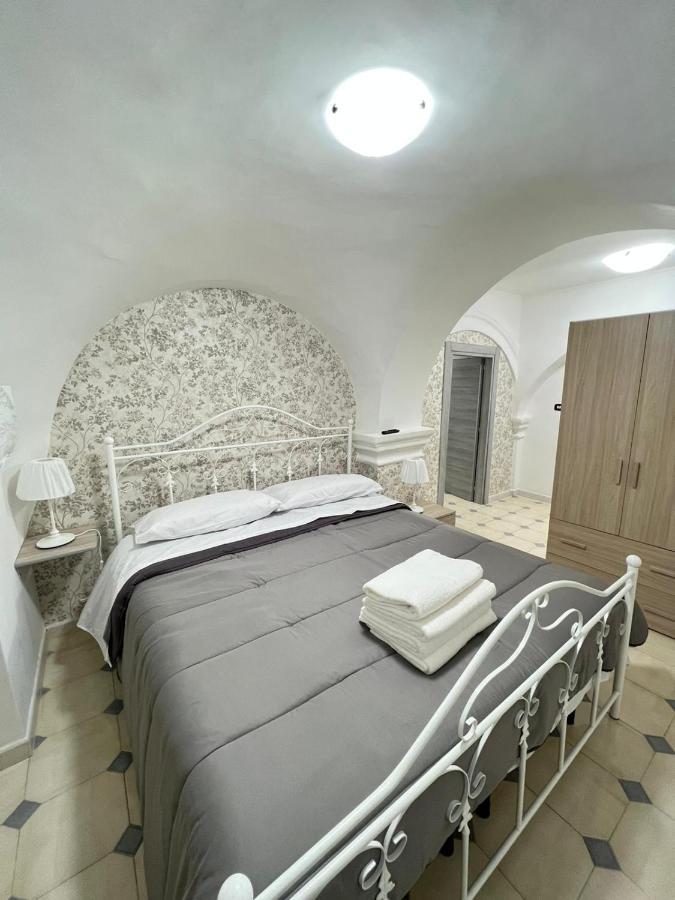 Niko House Villa เนเปิลส์ ภายนอก รูปภาพ